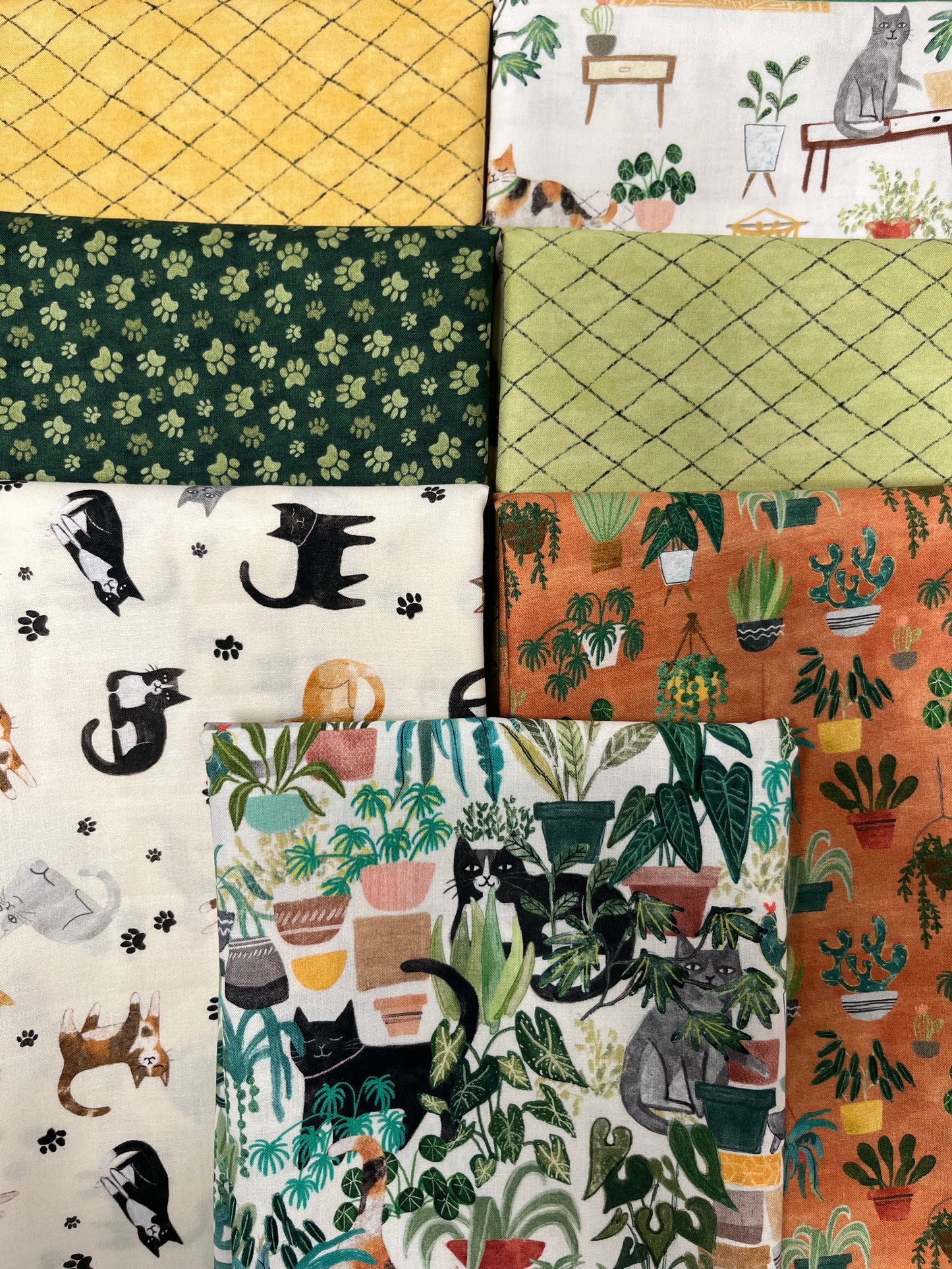 HOMEBODIES Cats 7 Fat Quarters