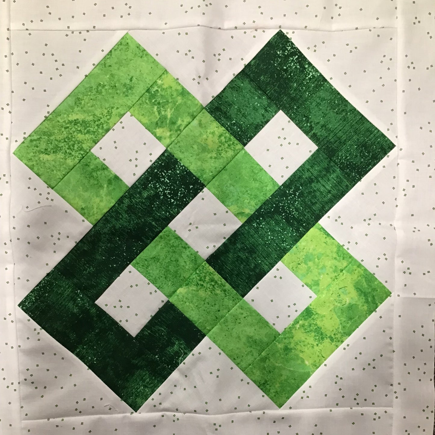 BLOCK OF THE MONTH - GOOD LUCK PILLOW - Greens 18"x18"