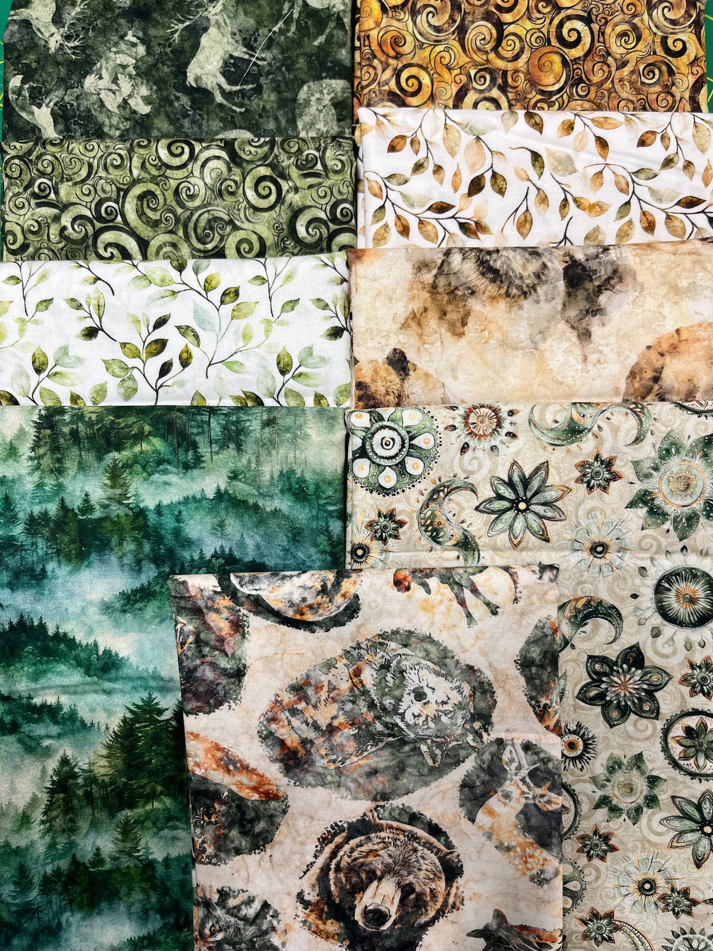 MOUNTAIN SPLENDOR Green 9 Half Yards