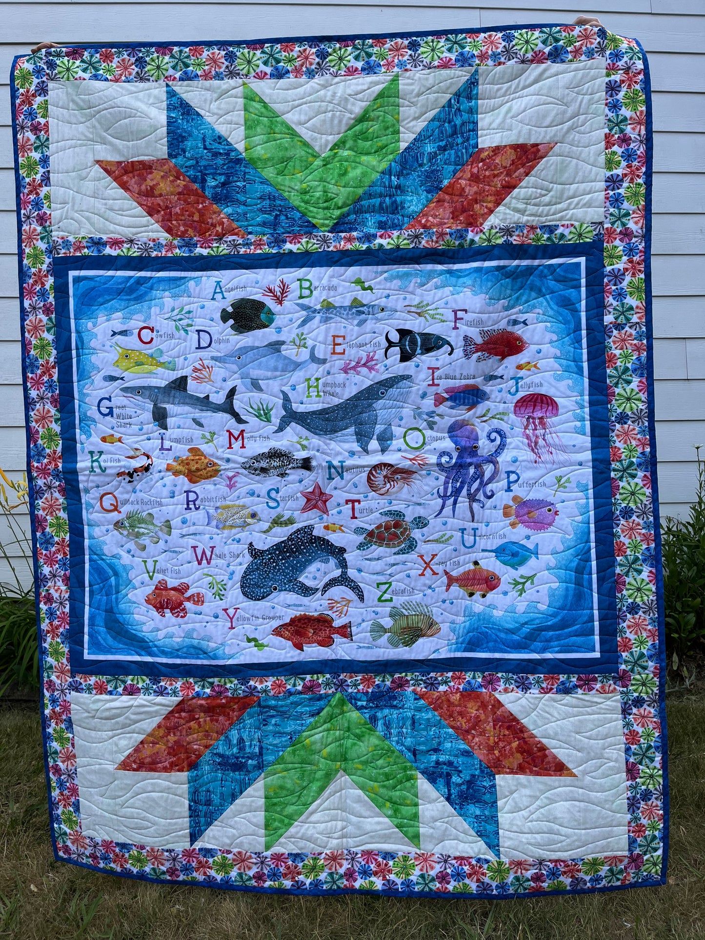 QUILT October Sky Deep Blue Sea