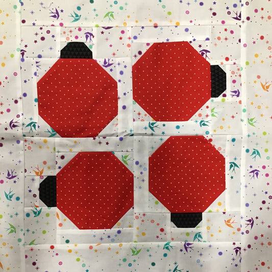 BLOCK OF THE MONTH-DOT TO DOT PILLOW Tula 18"x18"