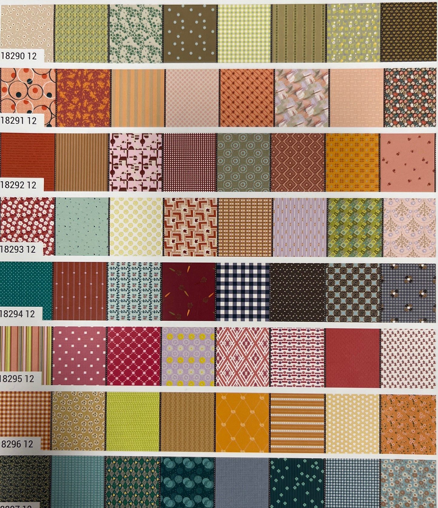 GATHERED LOLLIES Trentham 8 Half Yards