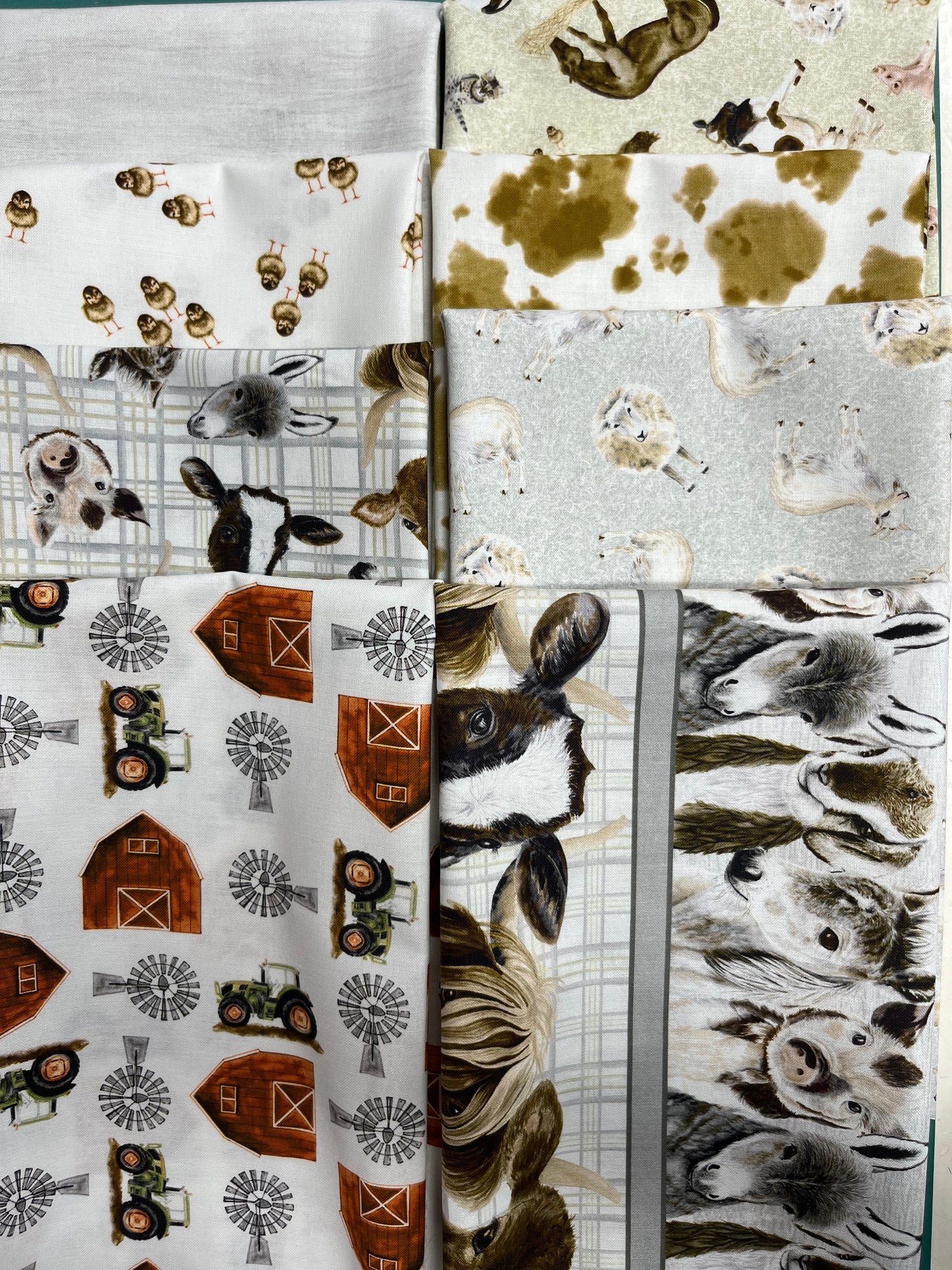 LITTLE SEEDLINGS FARM 8 Fat Quarters