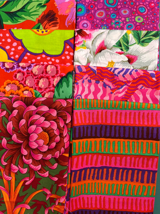 Kaffe Aug '25 Red 8 Fat Quarters