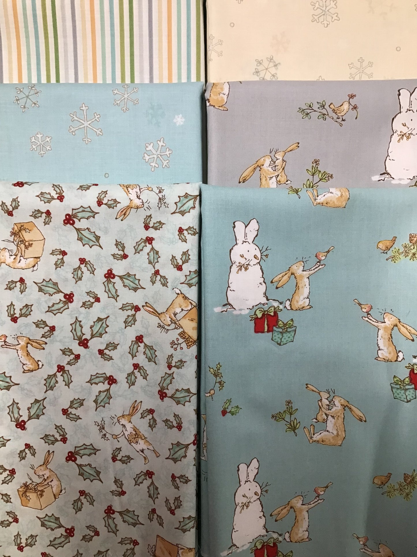GUESS HOW MUCH I LOVE YOU 2026 Teal 6 Fat Quarters