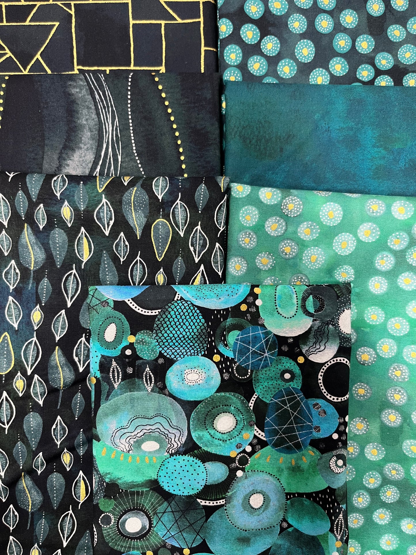 EBB & FLOW 7 Half Yards
