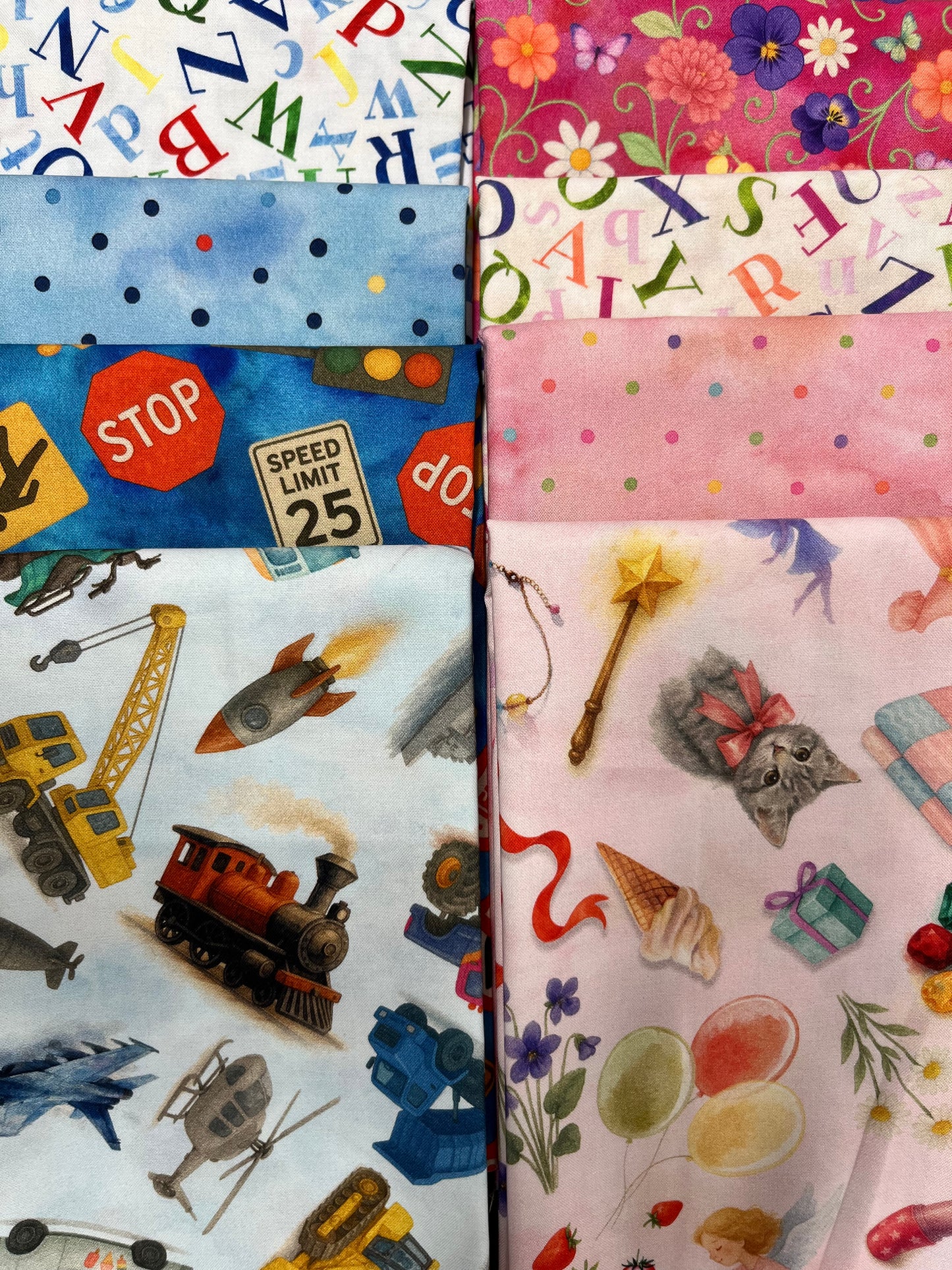 THINGS THAT GO A TO Z 8 Fat Quarters