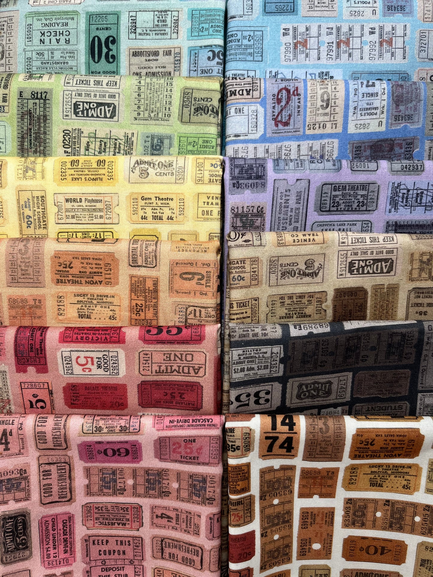 PALETTE MULTI Tickets 12 Half Yards