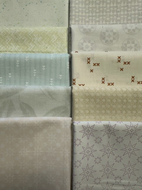 COMPLEMENTS Mellow 10 fat quarters
