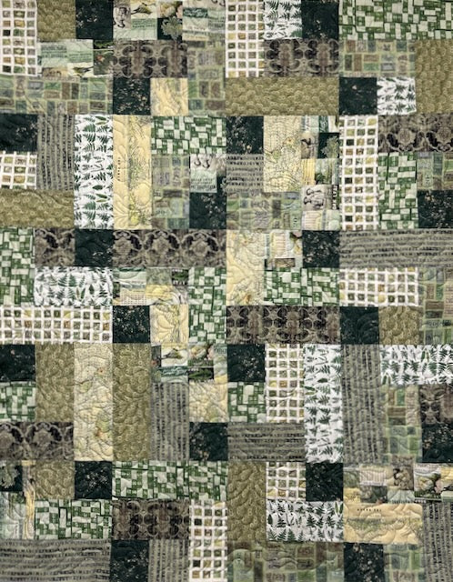 LIMERICK Tim Holtz Palette Green 42"x53"