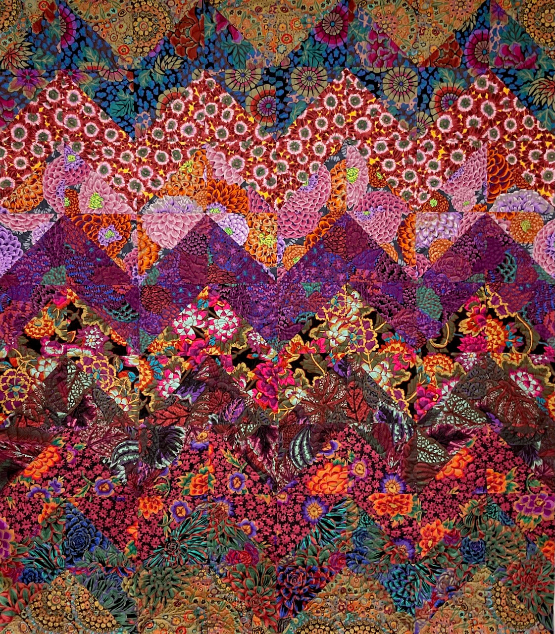 MOUNTAINS Kaffe Autumn 56"x63"