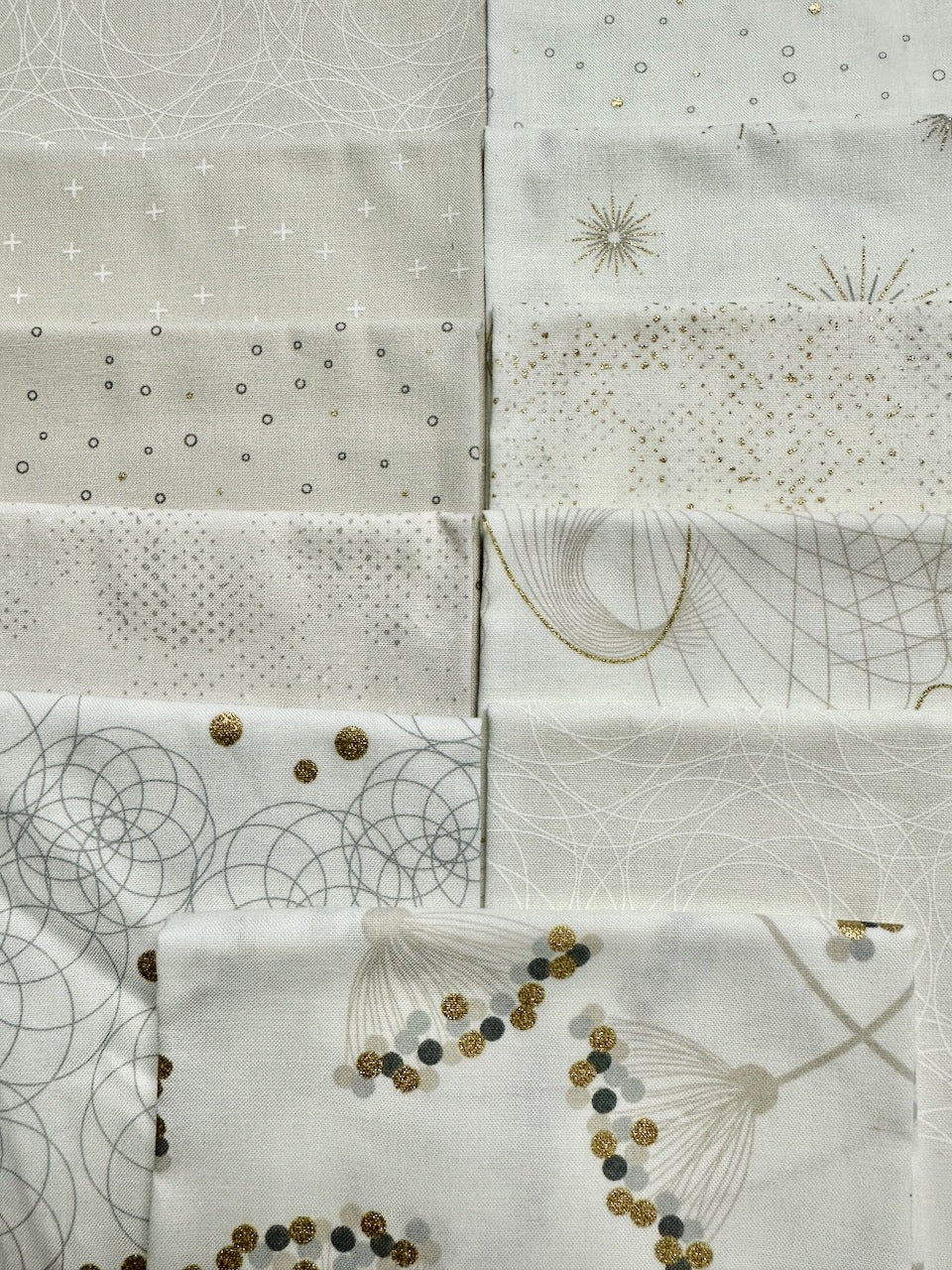 SHIMMER Ivory 11 fat quarters