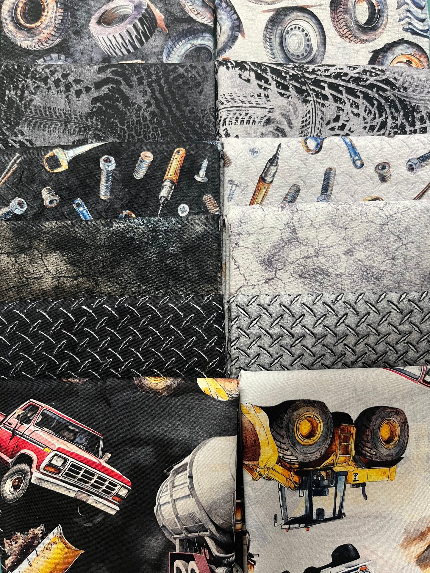 HAMMER DOWN 12 Fat Quarters