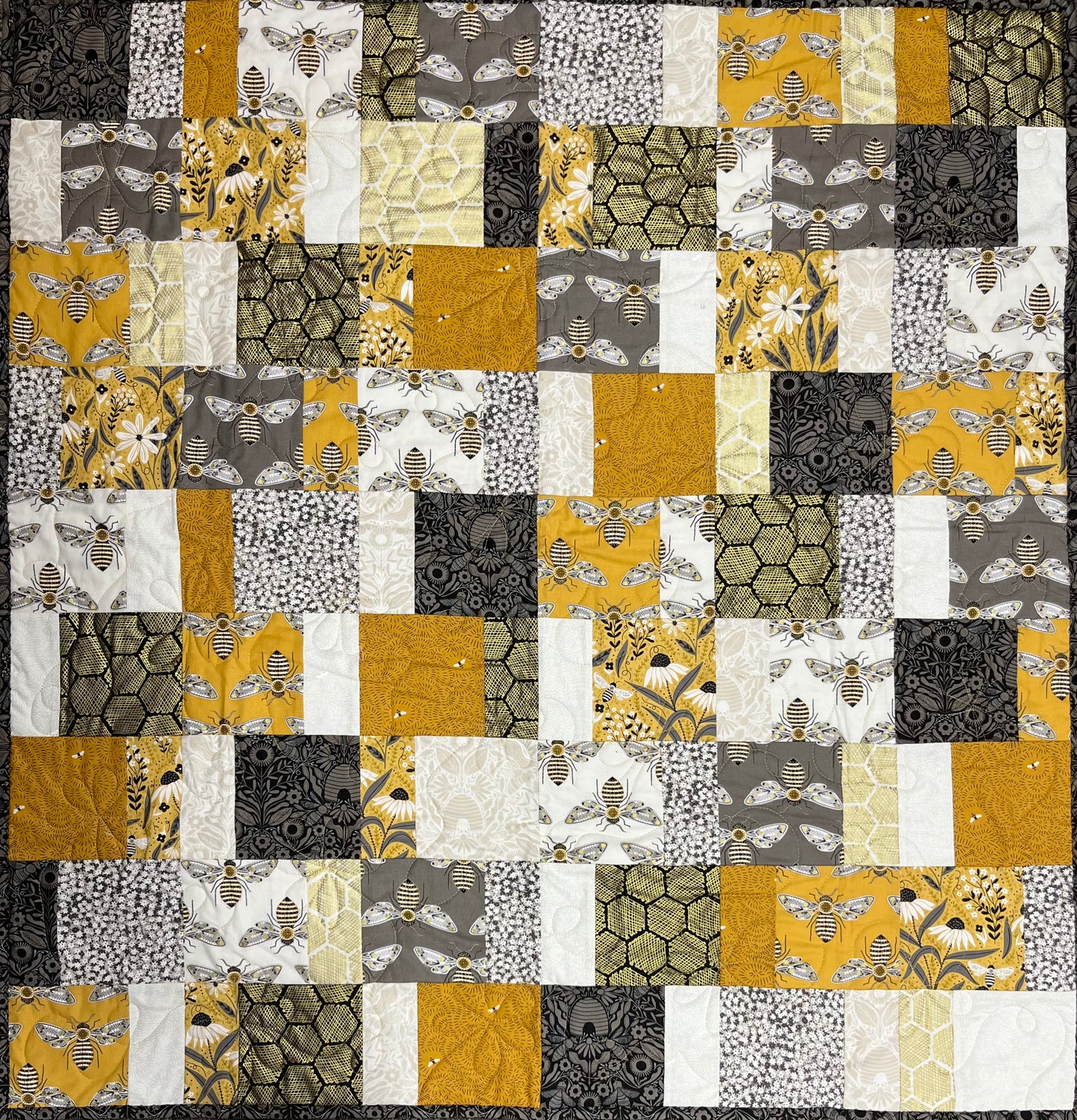 MOD TILES TOO Bee Garden 39"x40"