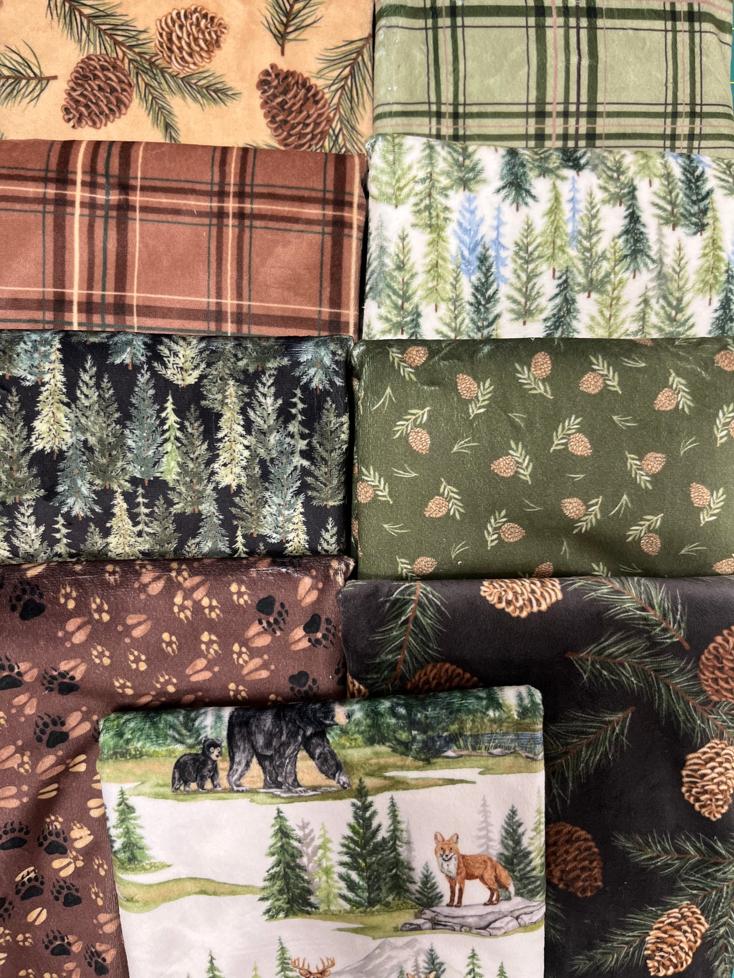 CUDDLE NORTHWOODS LODGE 9 Fat Quarters