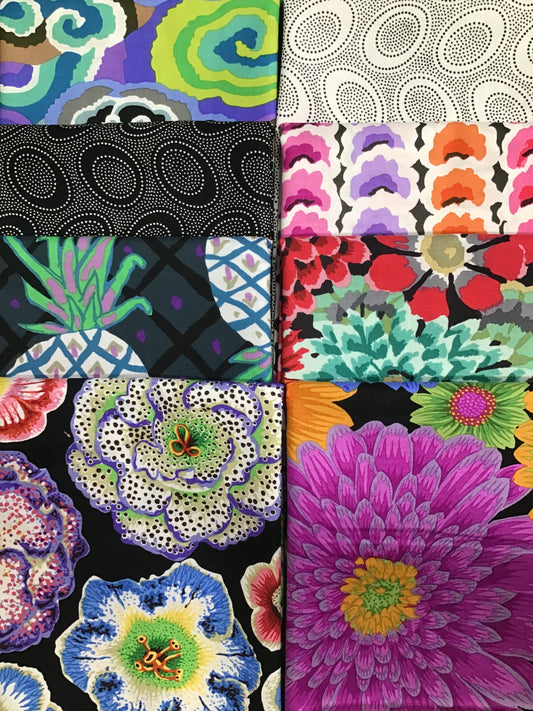 KAFFE AUG '26 Black/White 8 Fat Quarters