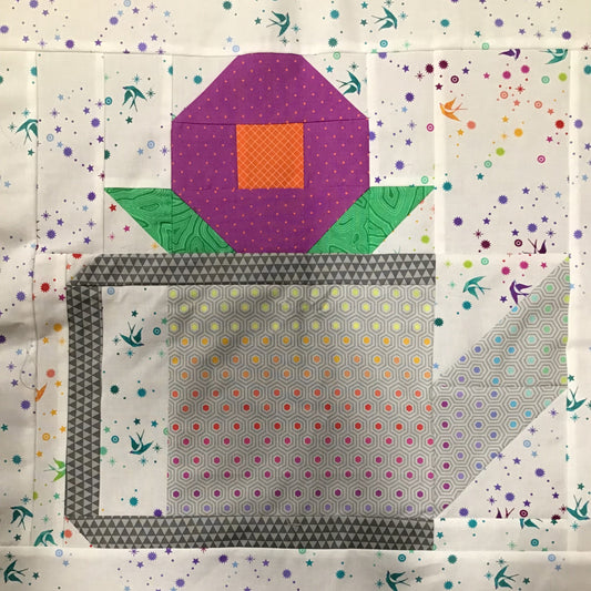 BLOCK OF THE MONTH- GARDEN WISHES PILLOW Tula 18"x18"