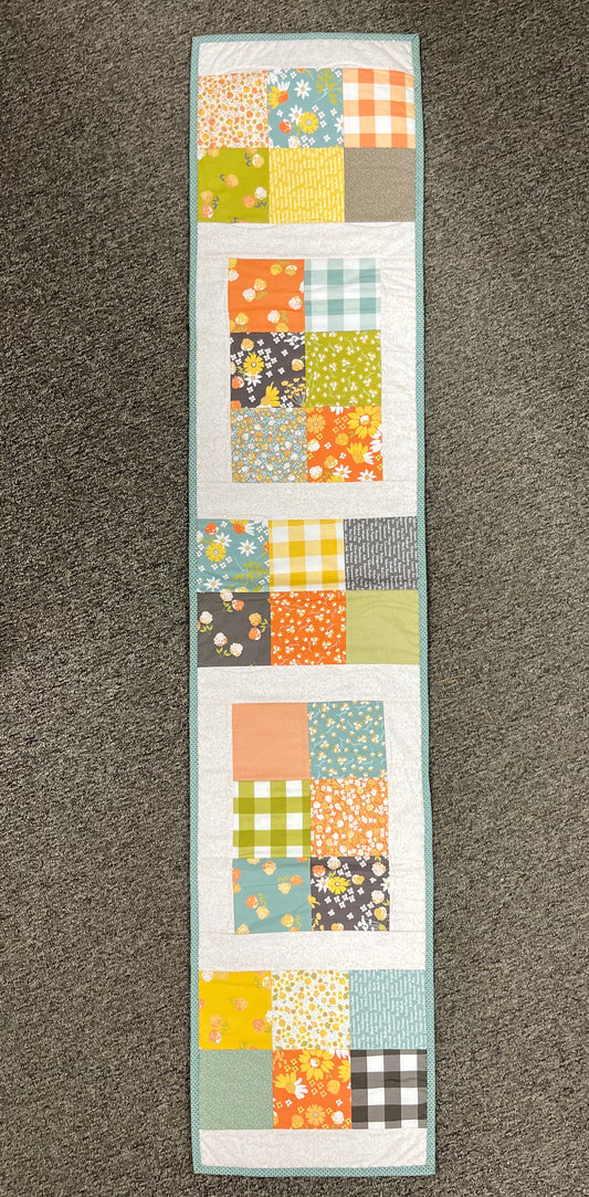 TABLERUNNER Macaroons Cozy Up