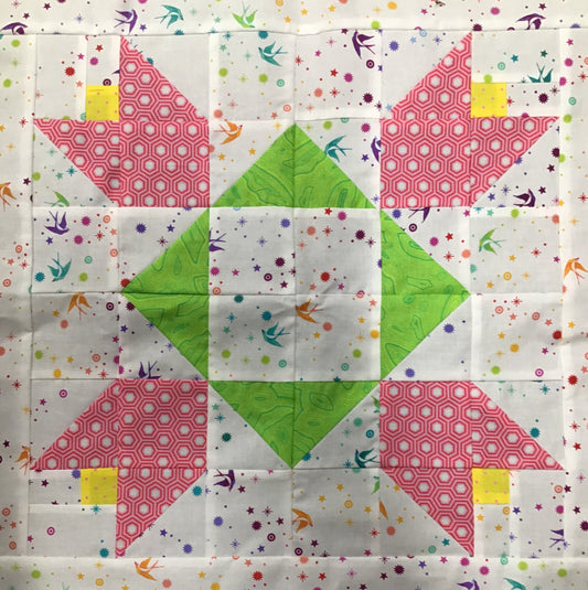 BLOCK OF THE MONTH - SPRING BLOOMS PILLOW - Tula 18"x18"