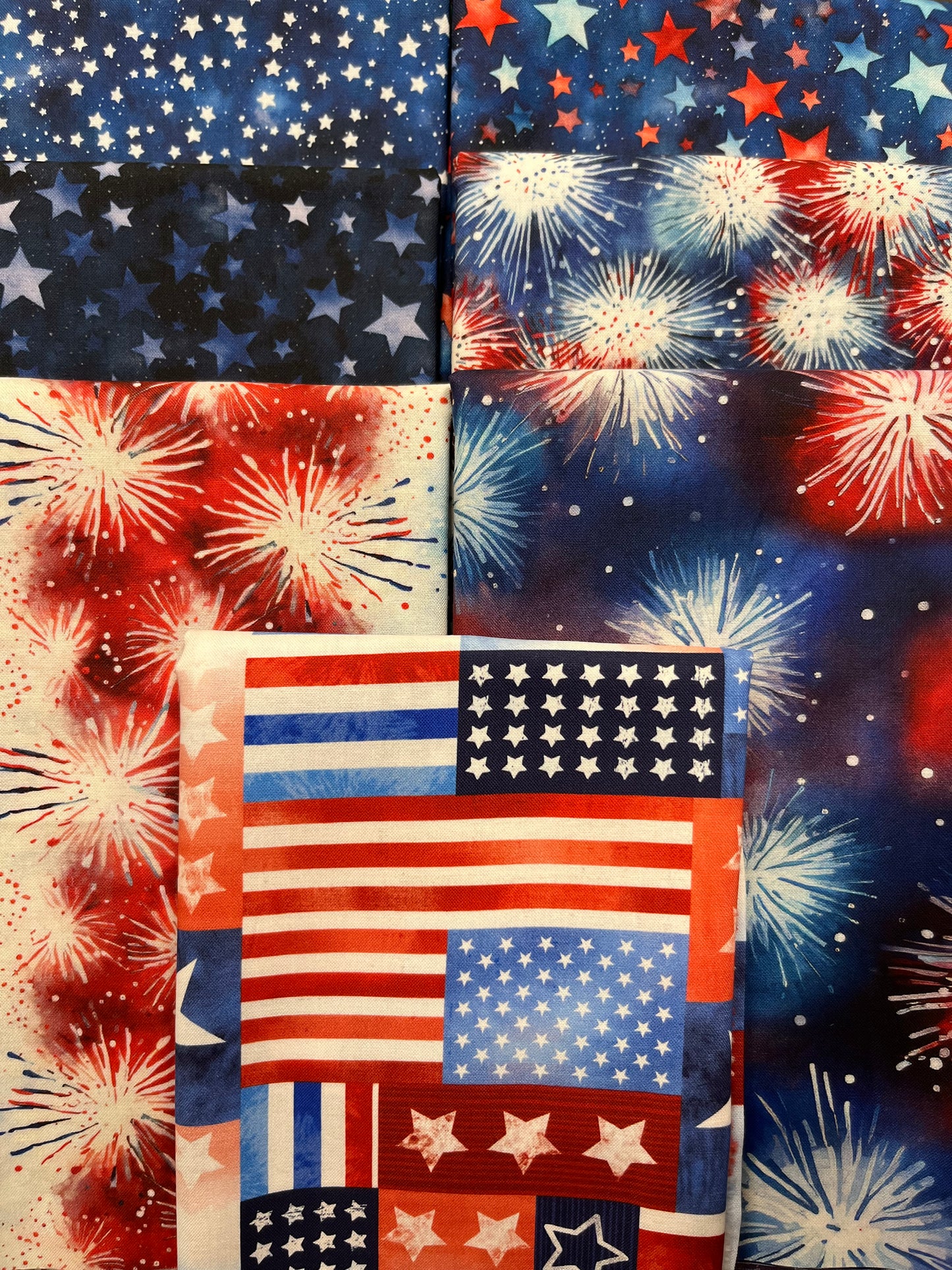 STARS AND STRIPES Blue 7 Fat Quarters