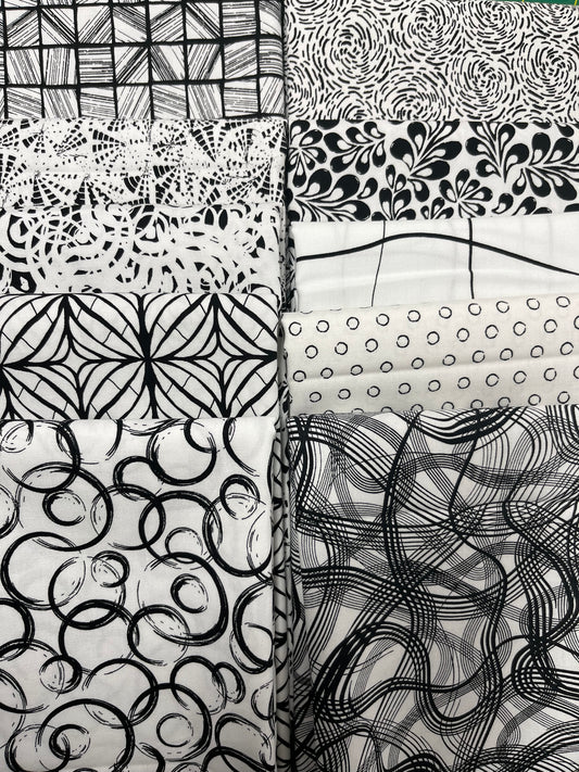 INKWELL White 10 Fat Quarters