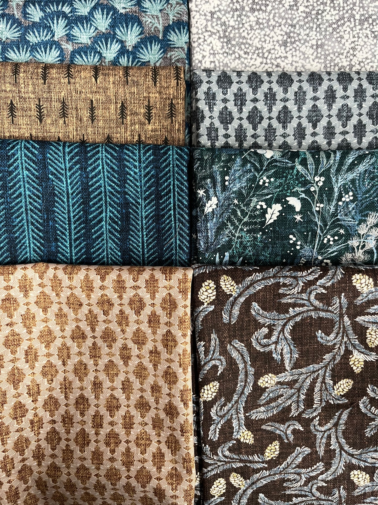 SNOWDRIFT Teal 8 Half Yards