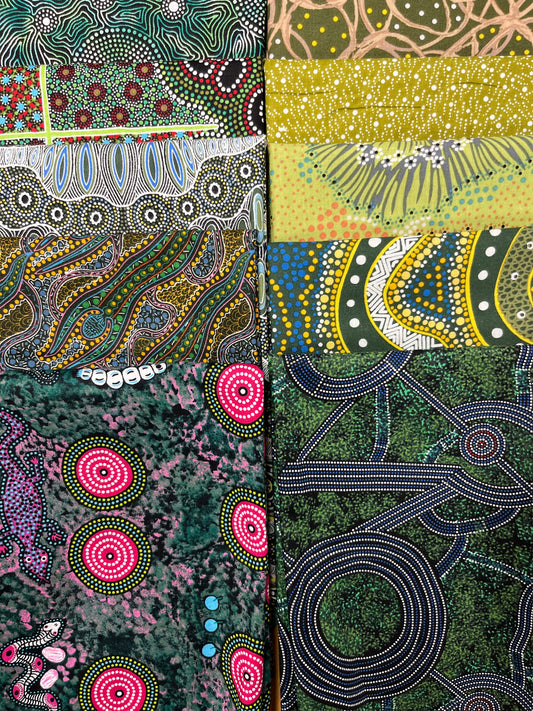 AUSTRALIAN Green 10 Fat Quarters