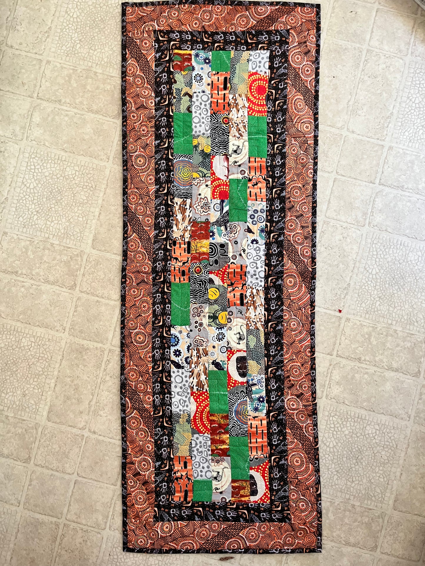 TABLE RUNNER Flora Australian with 4 coasters