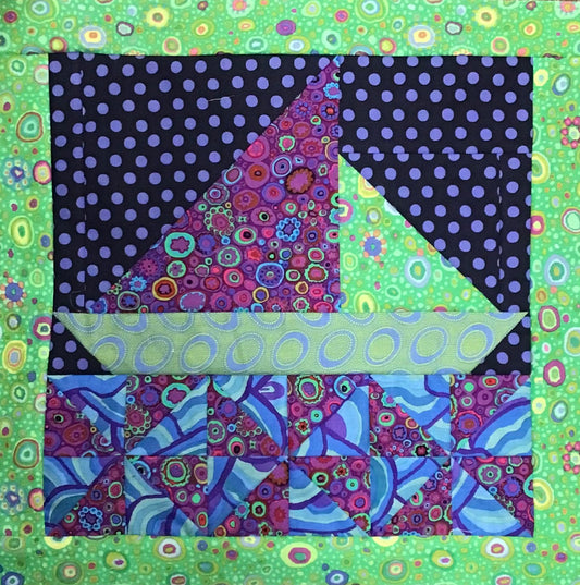 BLOCK OF THE MONTH- SAIL AWAY PILLOW Kaffe 18"x18"