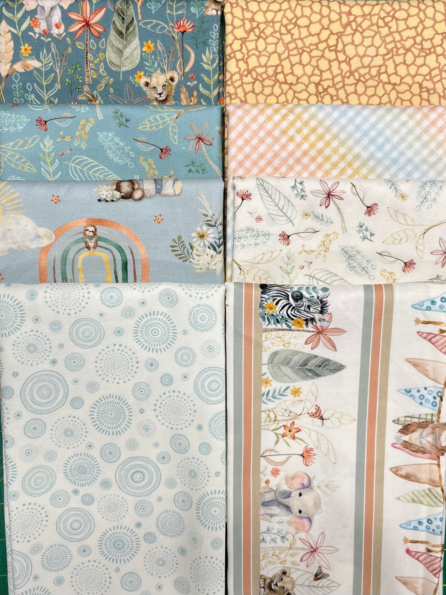 MINI MENAGERIE teal 8 Half Yards