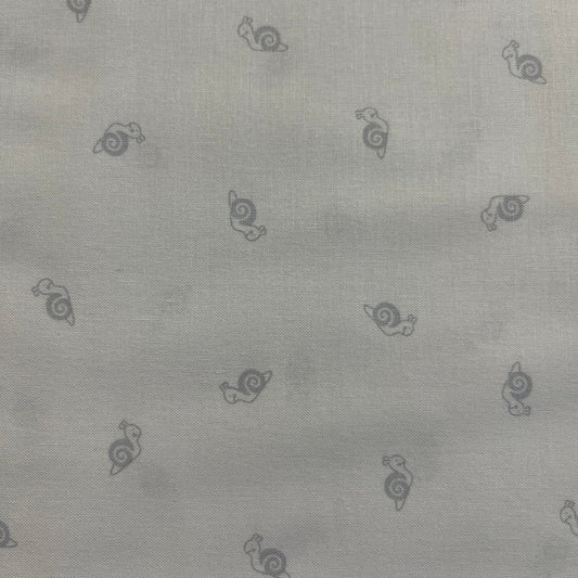 SPACED OUT Snails grey