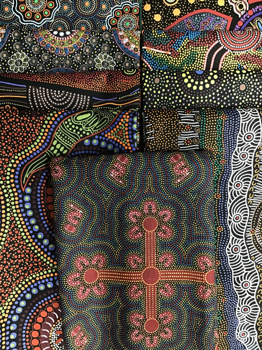 AUSTRALIAN black multi 9 Fat Quarters