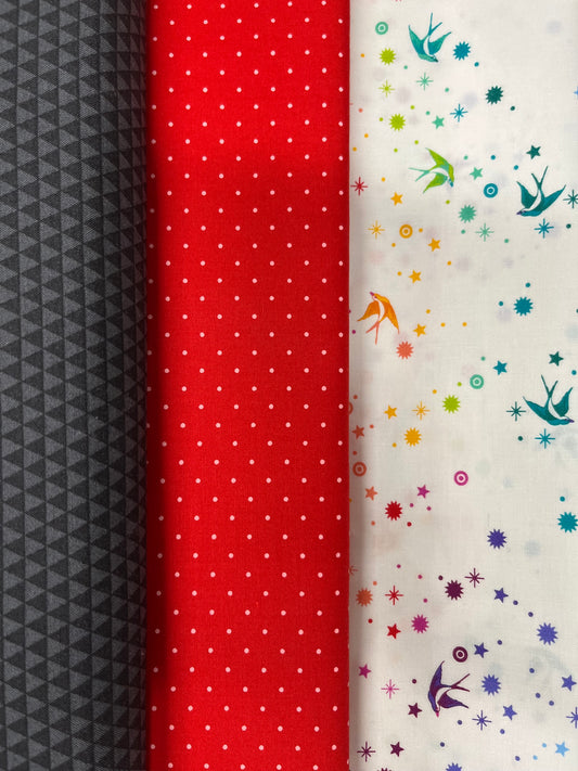 BLOCK OF THE MONTH-DOT TO DOT PILLOW Tula 18"x18"