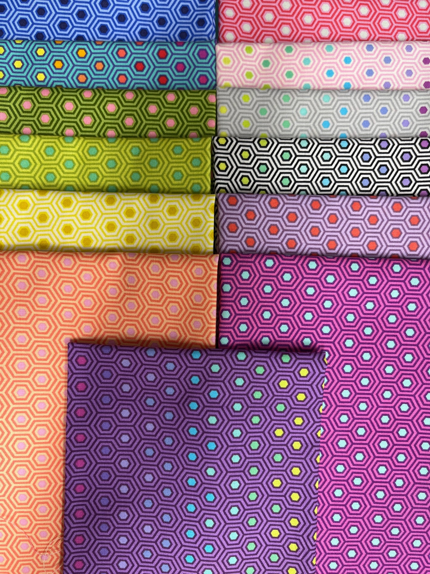 TULA PINK Hexy 13 Fat Quarters