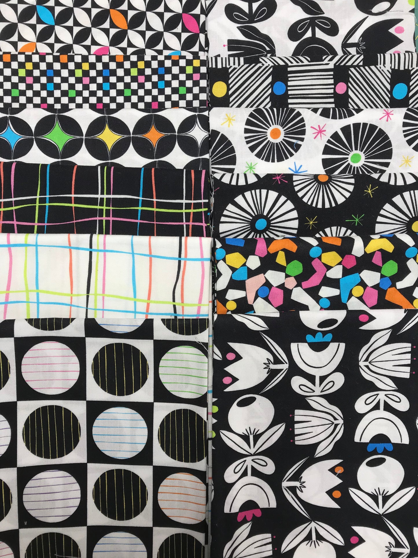 YESTERYEAR 12 Fat Quarters