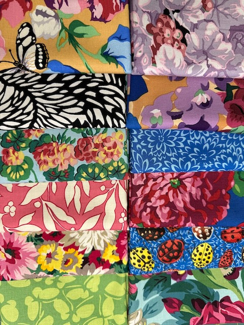 COTTAGE GARDEN 12 Fat Quarters